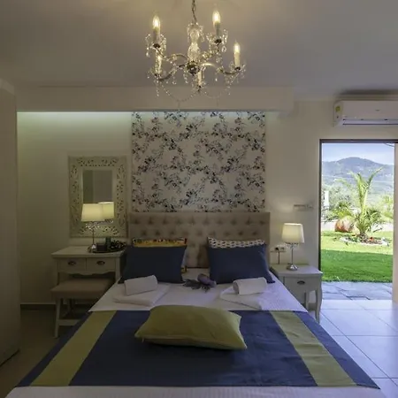 Annas * סקאלה פוטאמיאס