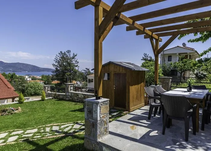 Annas * סקאלה פוטאמיאס