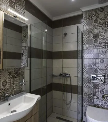 Annas * Szkála Potamiász